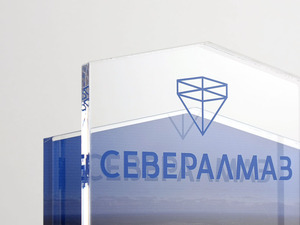 Corporate souvenir "Tandem of metal and glass"